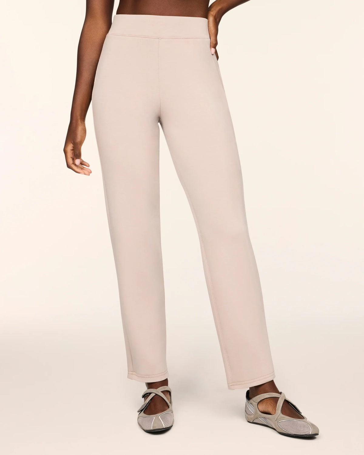 SPANX AirEssentials® Slim Straight Pant - Mushroom
