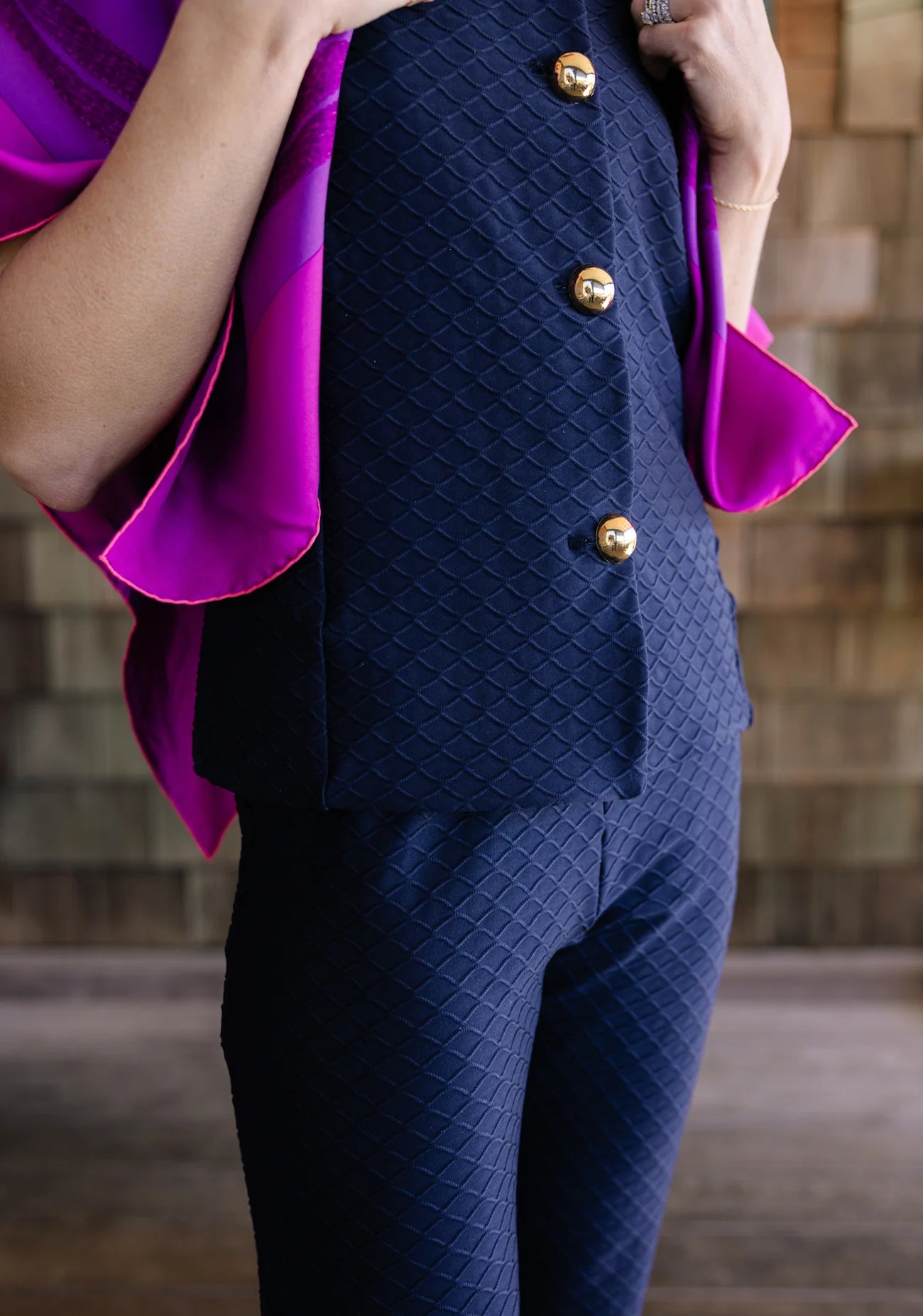 Traveling Pant in Navy Scallops