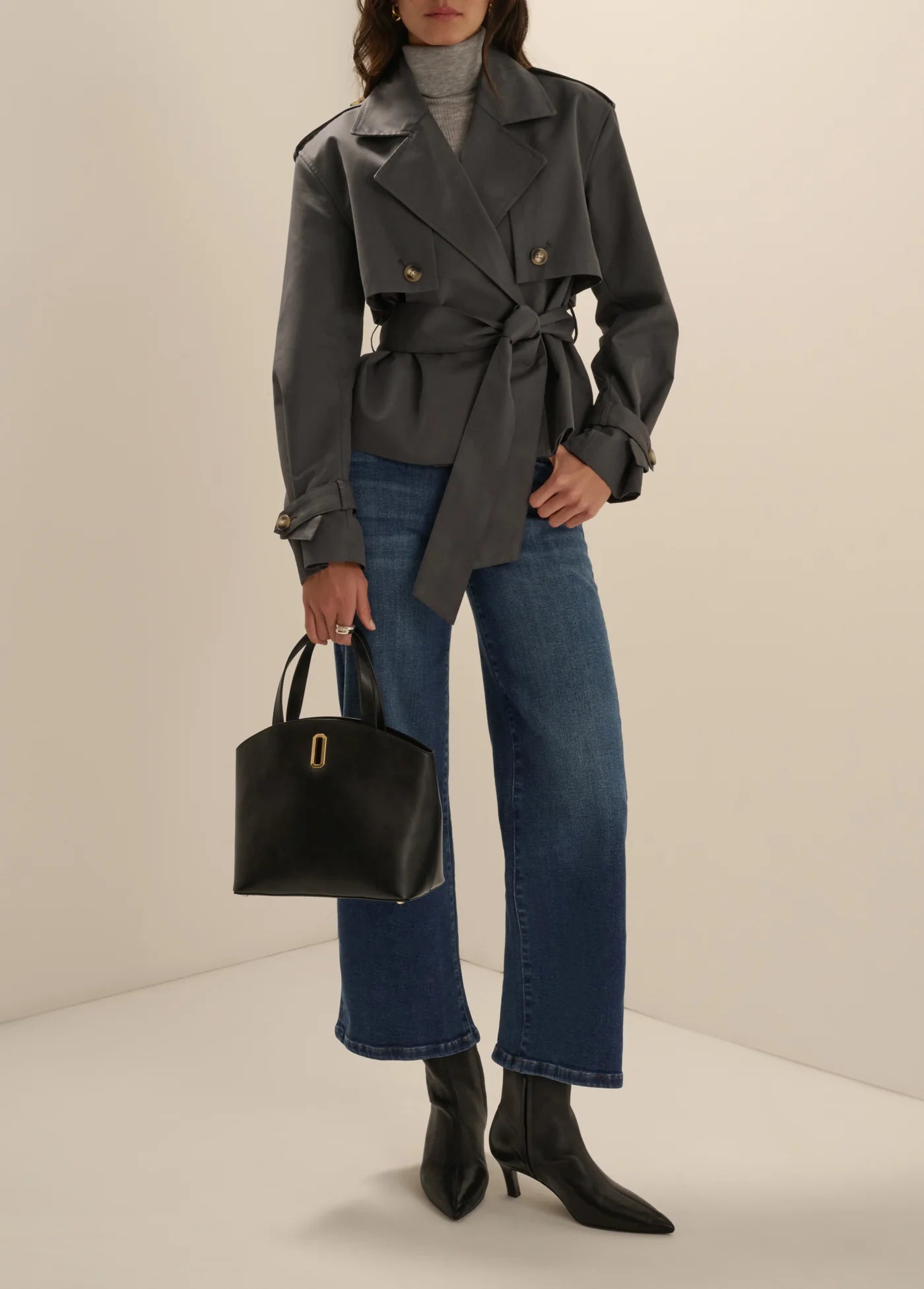 The Cropped Charles Trench - Dark Charcoal