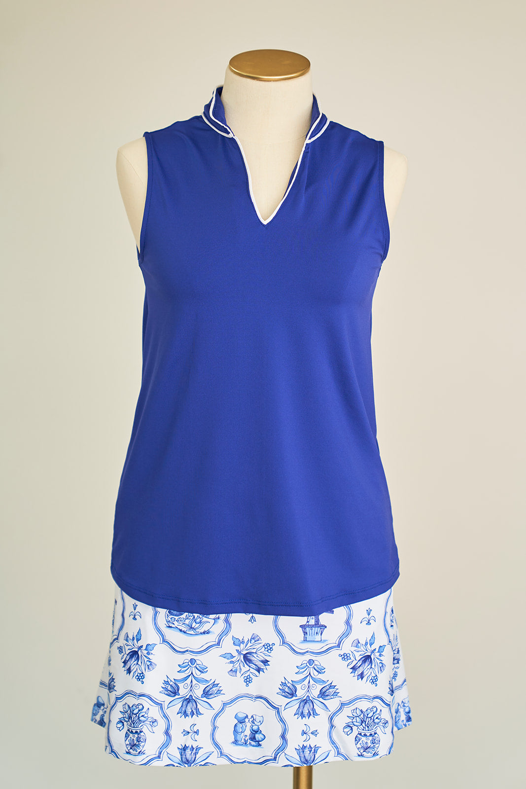 The 17" Quinn Skort - Delft Blue