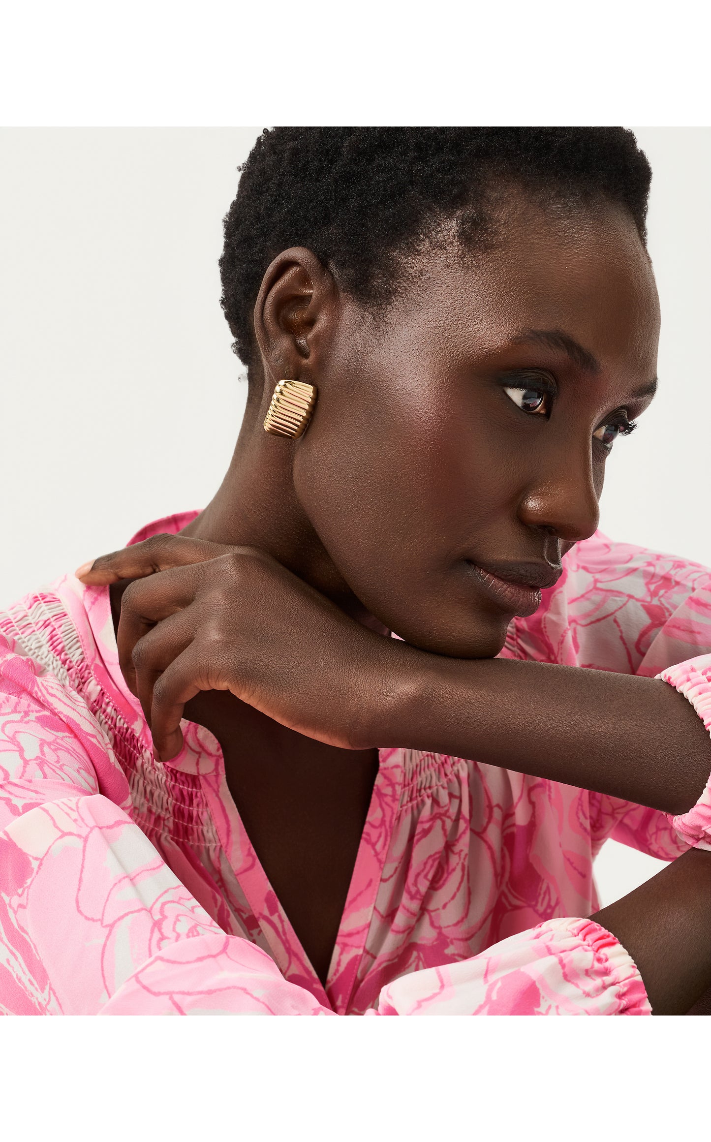 Viney Liney Earrings - Gold Metallic