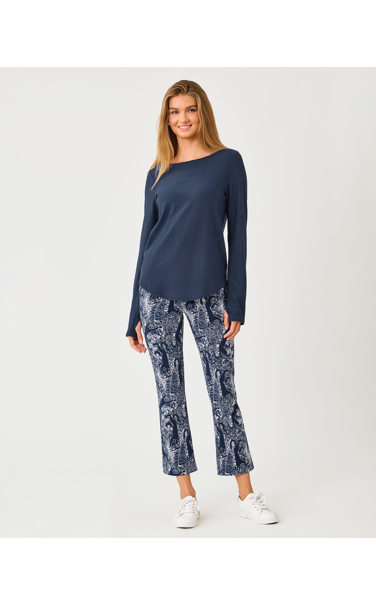 Luxletic Affirmation Pullover - Low Tide Navy