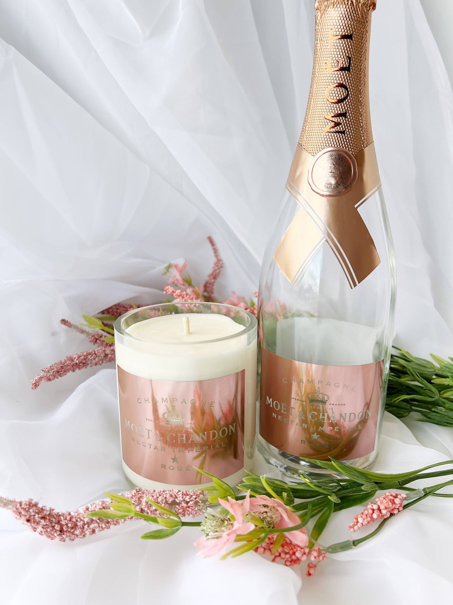 Recycled Moet Rose Candle: Grapefruit/Mango/Vanilla