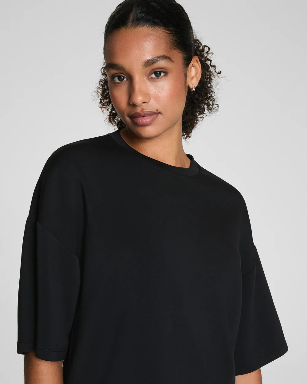 SPANX AirEssentials® Relaxed Tee - Very Black