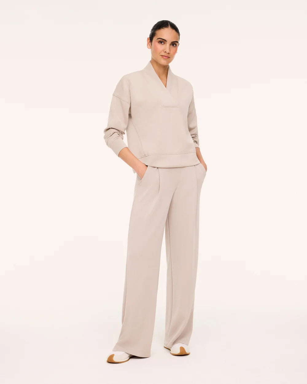 SPANX AirEssentials® V-Neck Long Sleeve Top - Mushroom