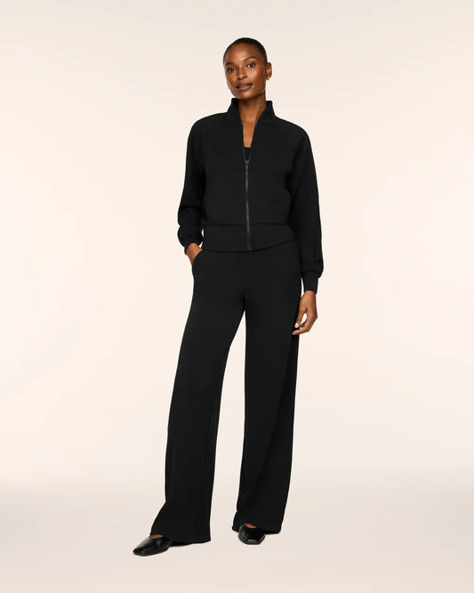 SPANX AirEssentials® Pintuck Wide Leg Pant - Very Black