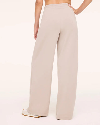 SPANX AirEssentials® Pleated Wide Leg Pant- Mushroom