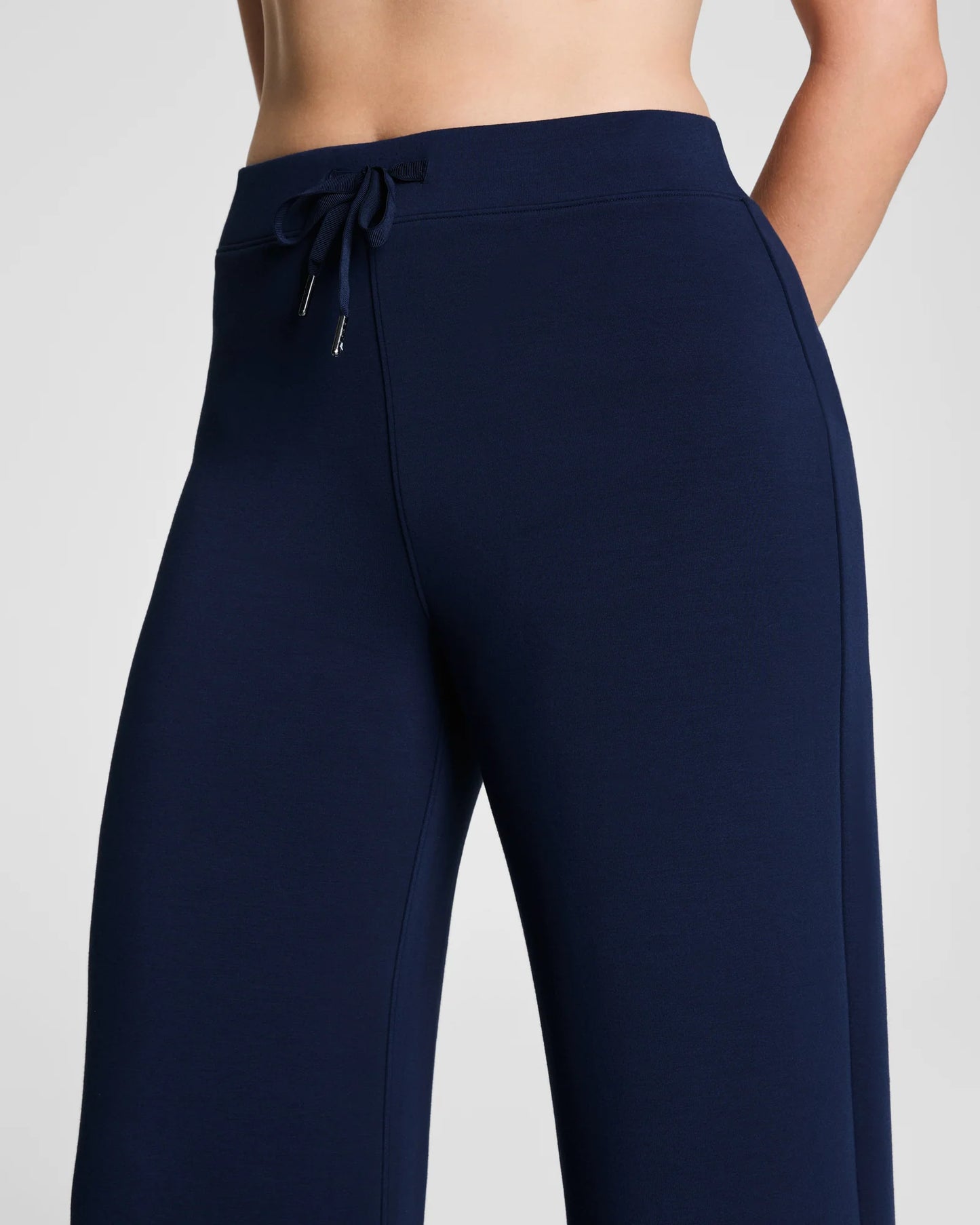 Petite SPANX AirEssentials® Wide Leg Pant - Timeless Navy