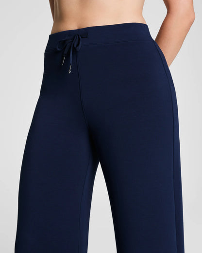 Petite SPANX AirEssentials® Wide Leg Pant - Timeless Navy