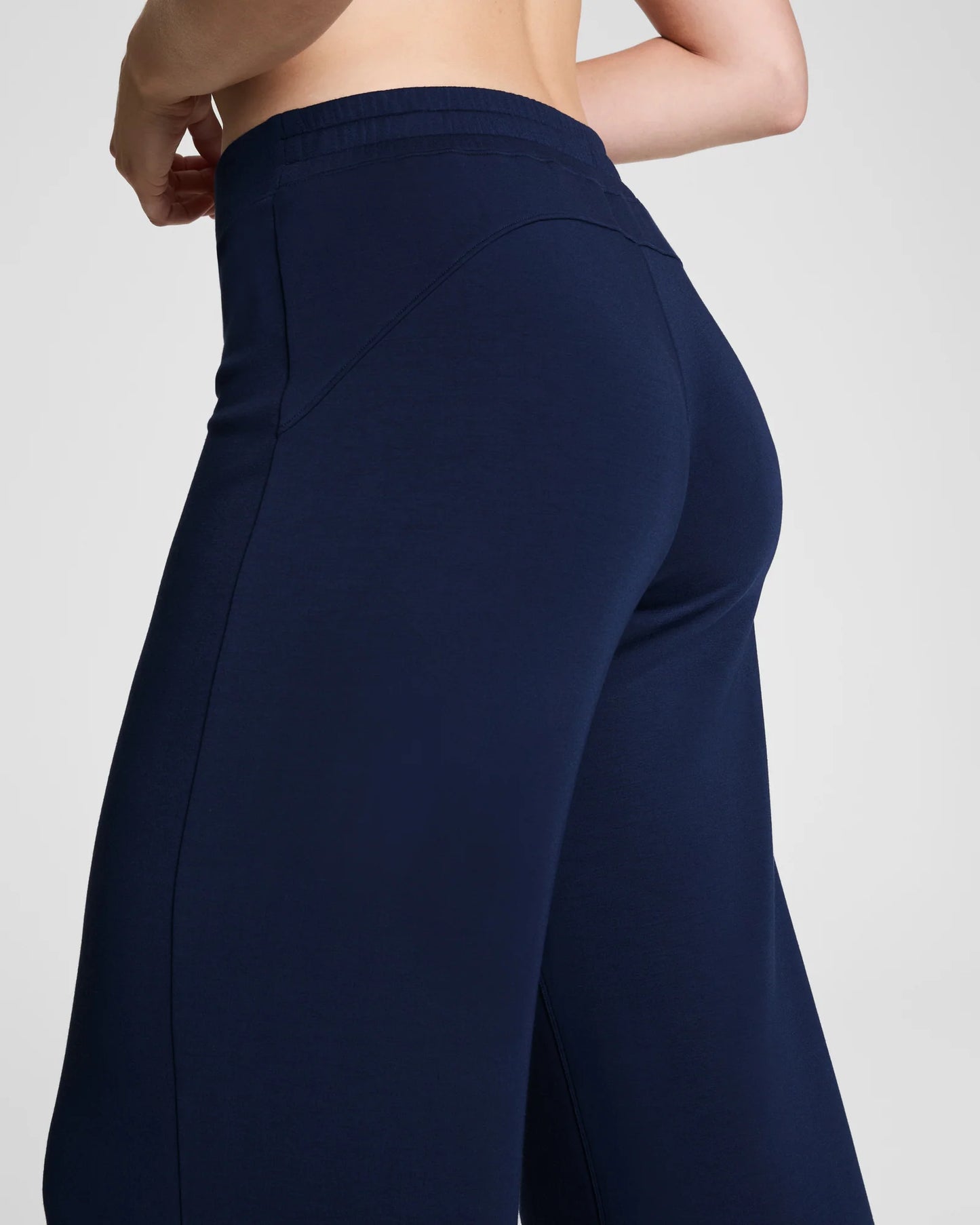 Petite SPANX AirEssentials® Wide Leg Pant - Timeless Navy