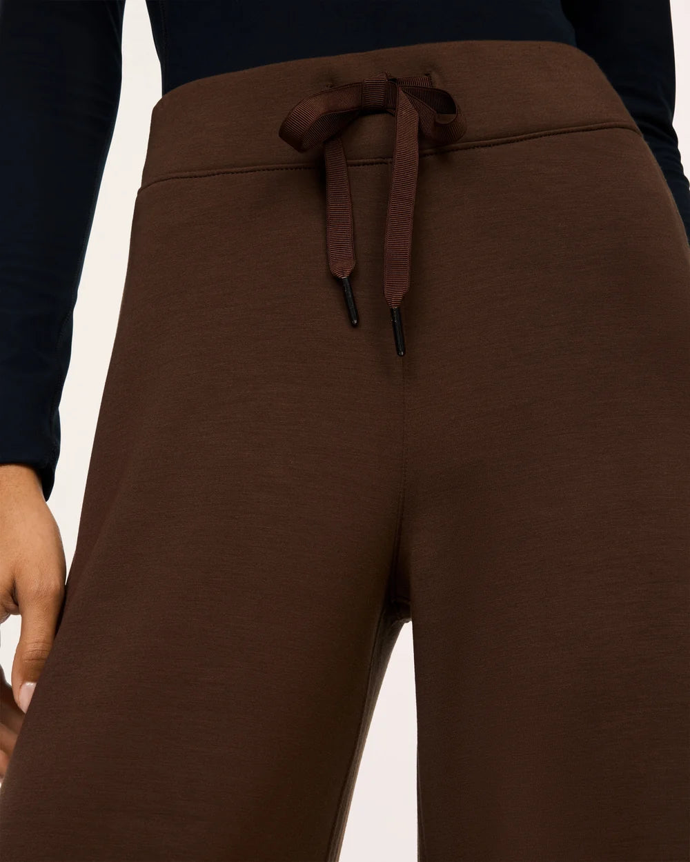 SPANX AirEssentials® Wide Leg Pant PETITE - Umber Root