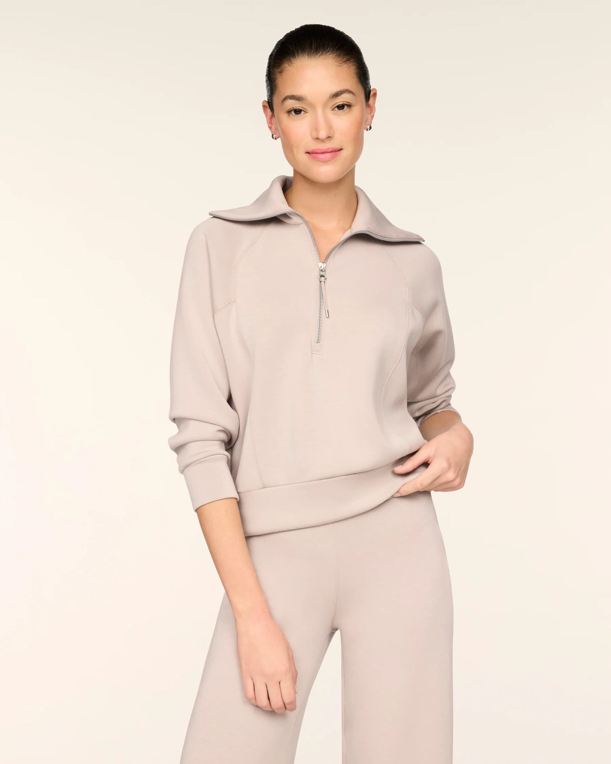 SPANX AirEssentials® Half Zip - Mushroom