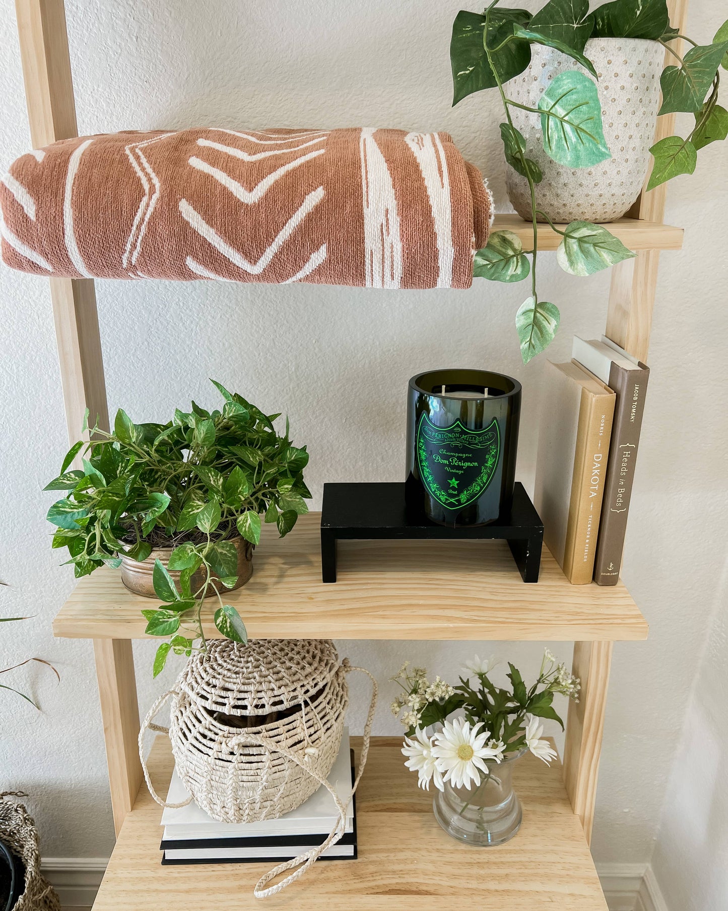 Recycled Dom Luminous Candle: Grapefruit/Mango/Vanilla