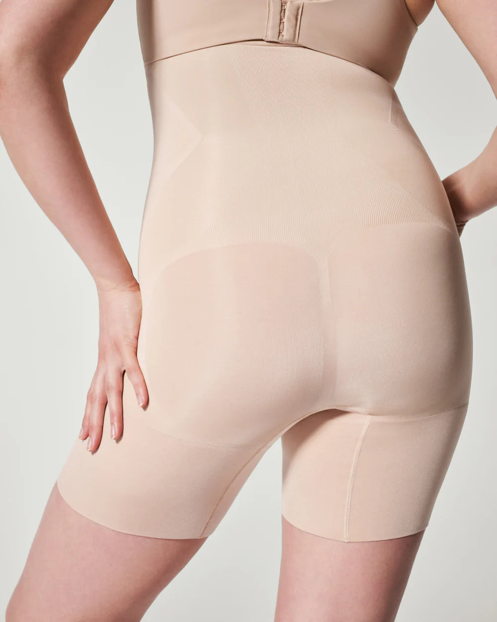 SPANXsculpt™ OnCore High-Waisted Mid-Thigh Short - Soft Nude