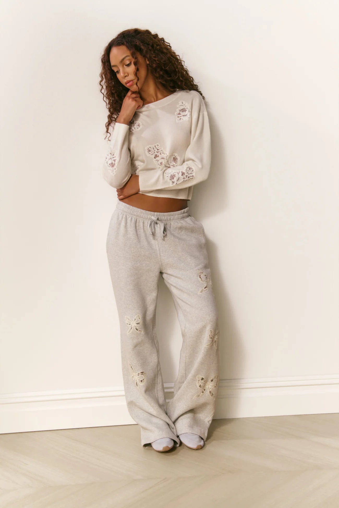 Elma Lace Bow Sweatpants