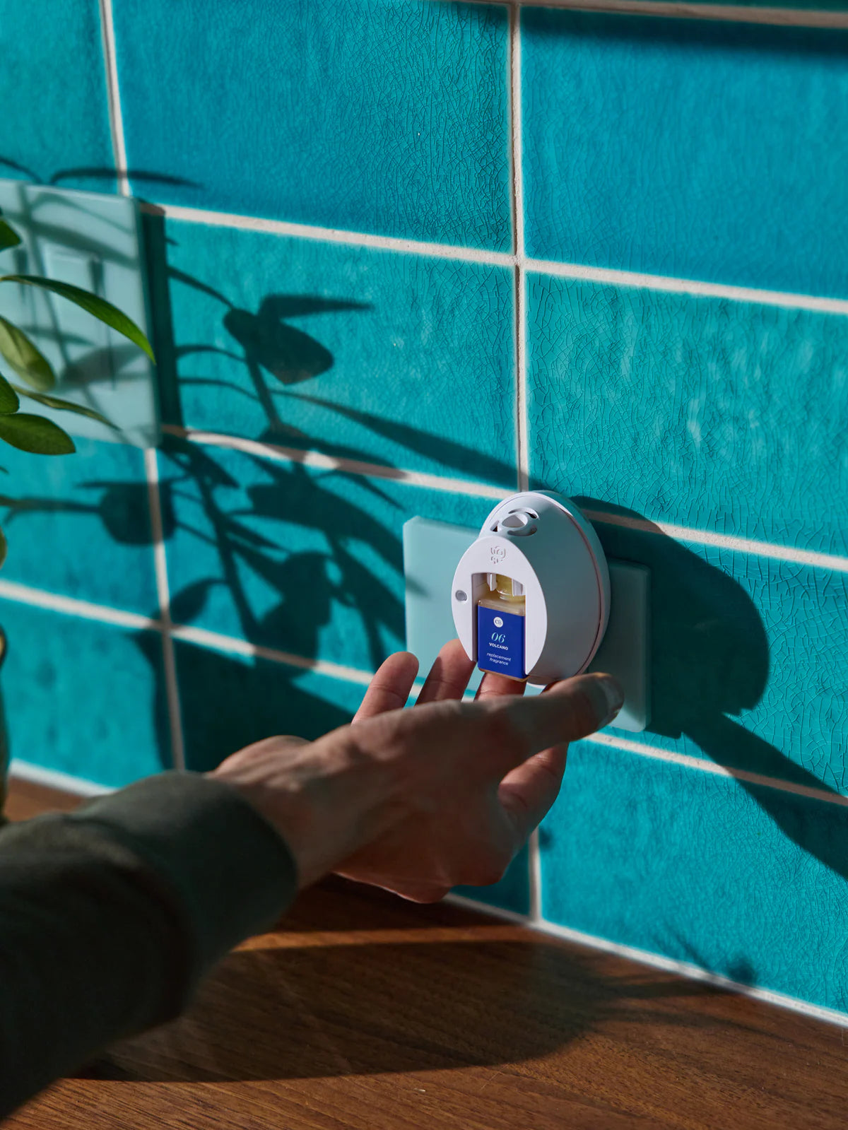 Pura Mini™ Smart home Fragrance Diffuser - White