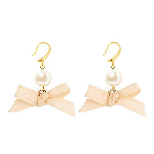 Jackie In Pearls - Champagne