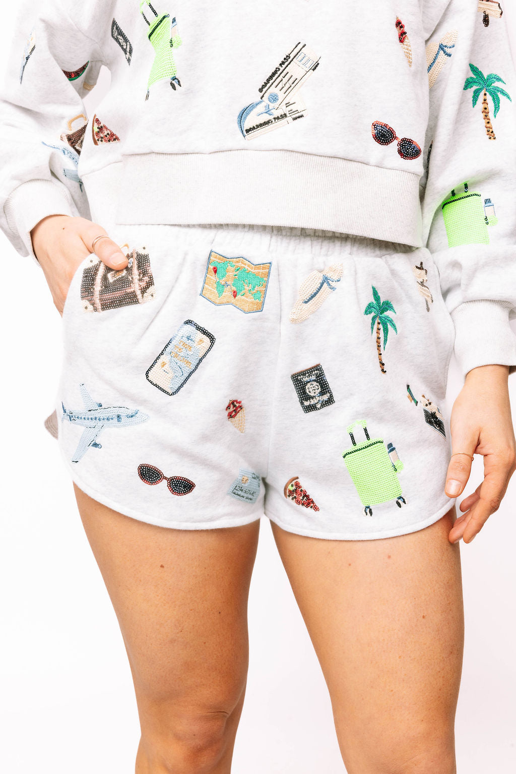 Grey Multi Travel Icon Short