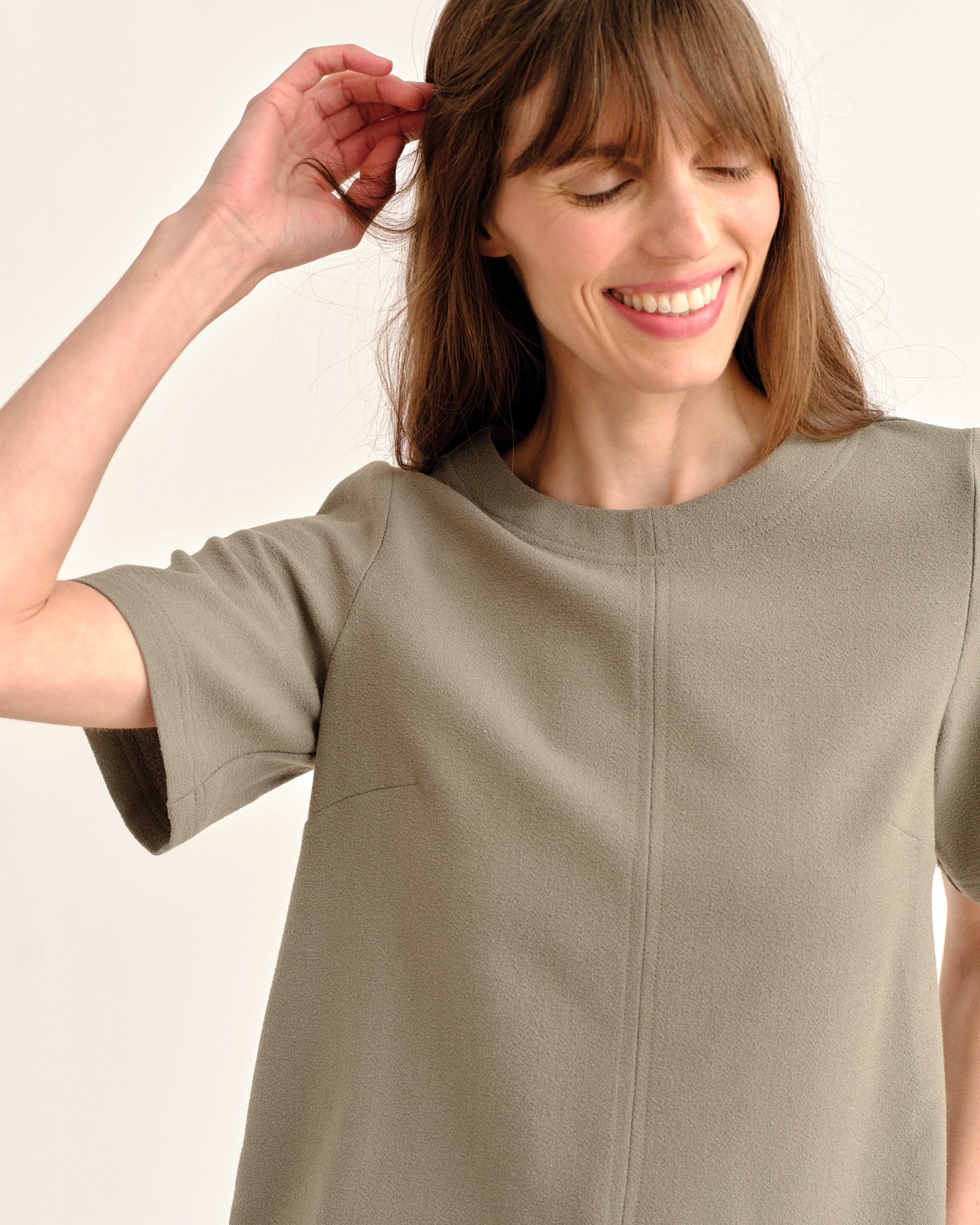 SP26 Chloe Top-Moss