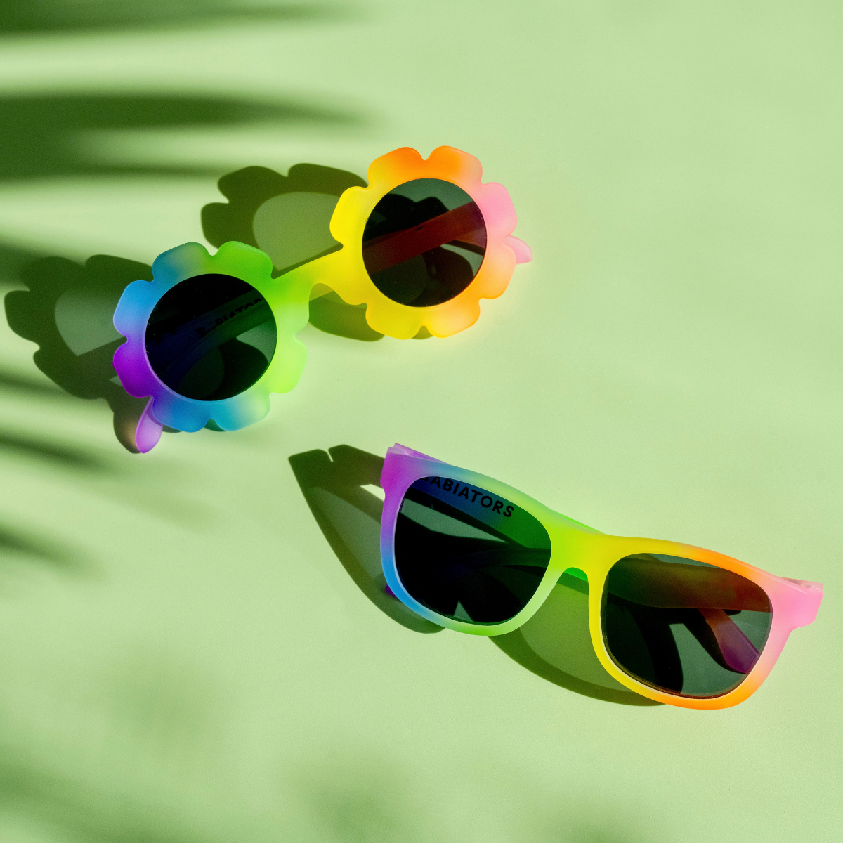 Neon Rad Rainbow Navigator: Ages 0-2