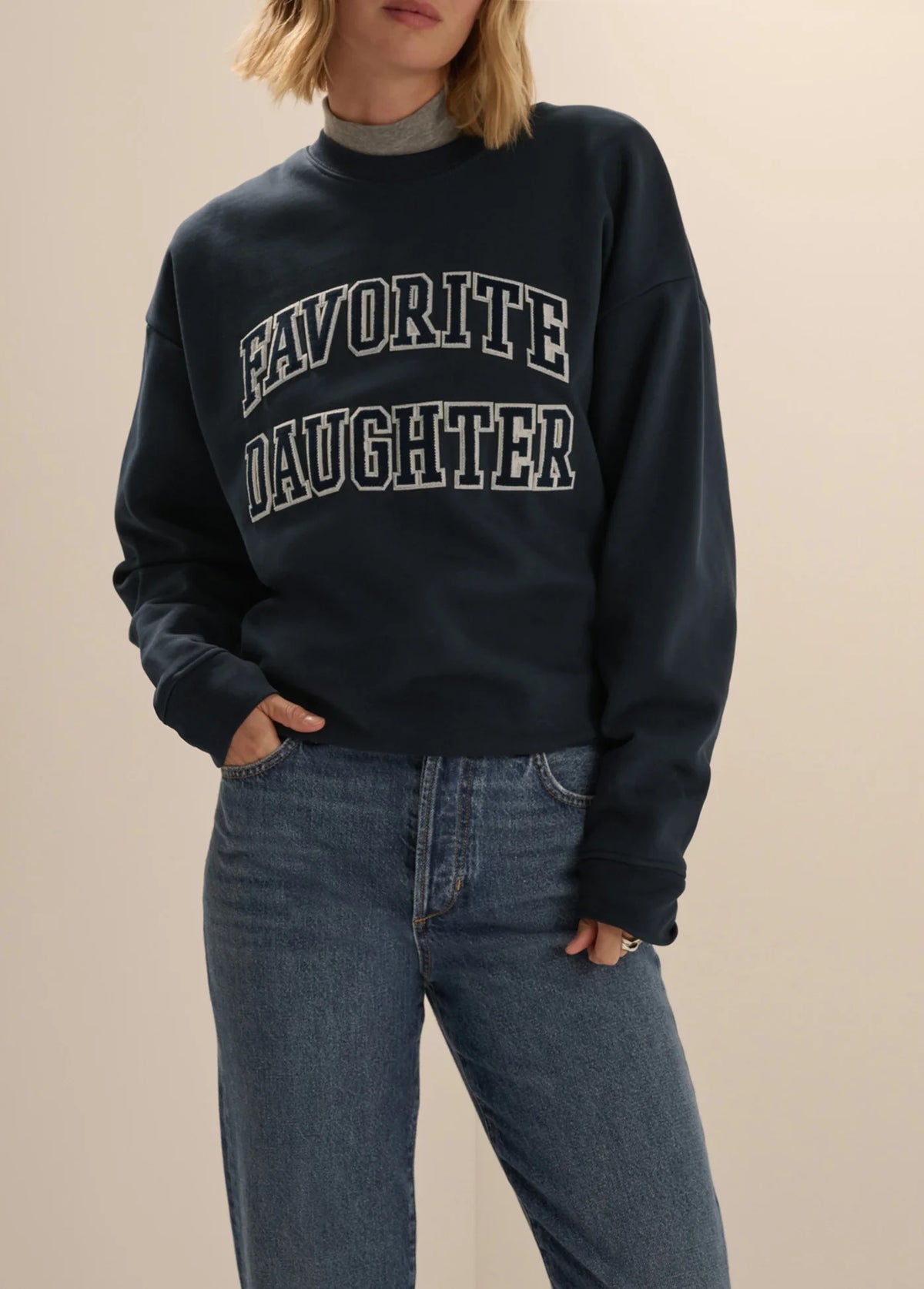 The Embroidery Collegiate Sweatshirt - Navy/White