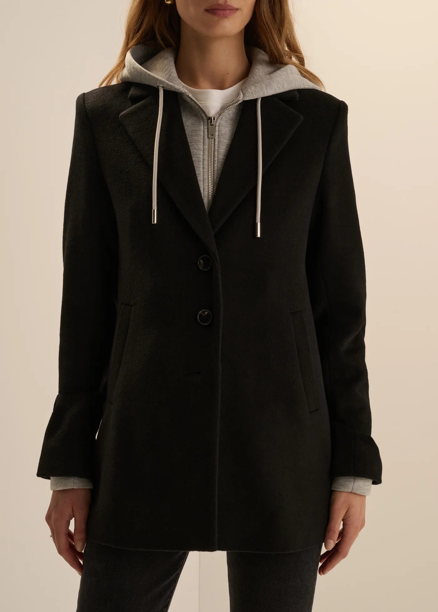 The Short Sport Coat - Black