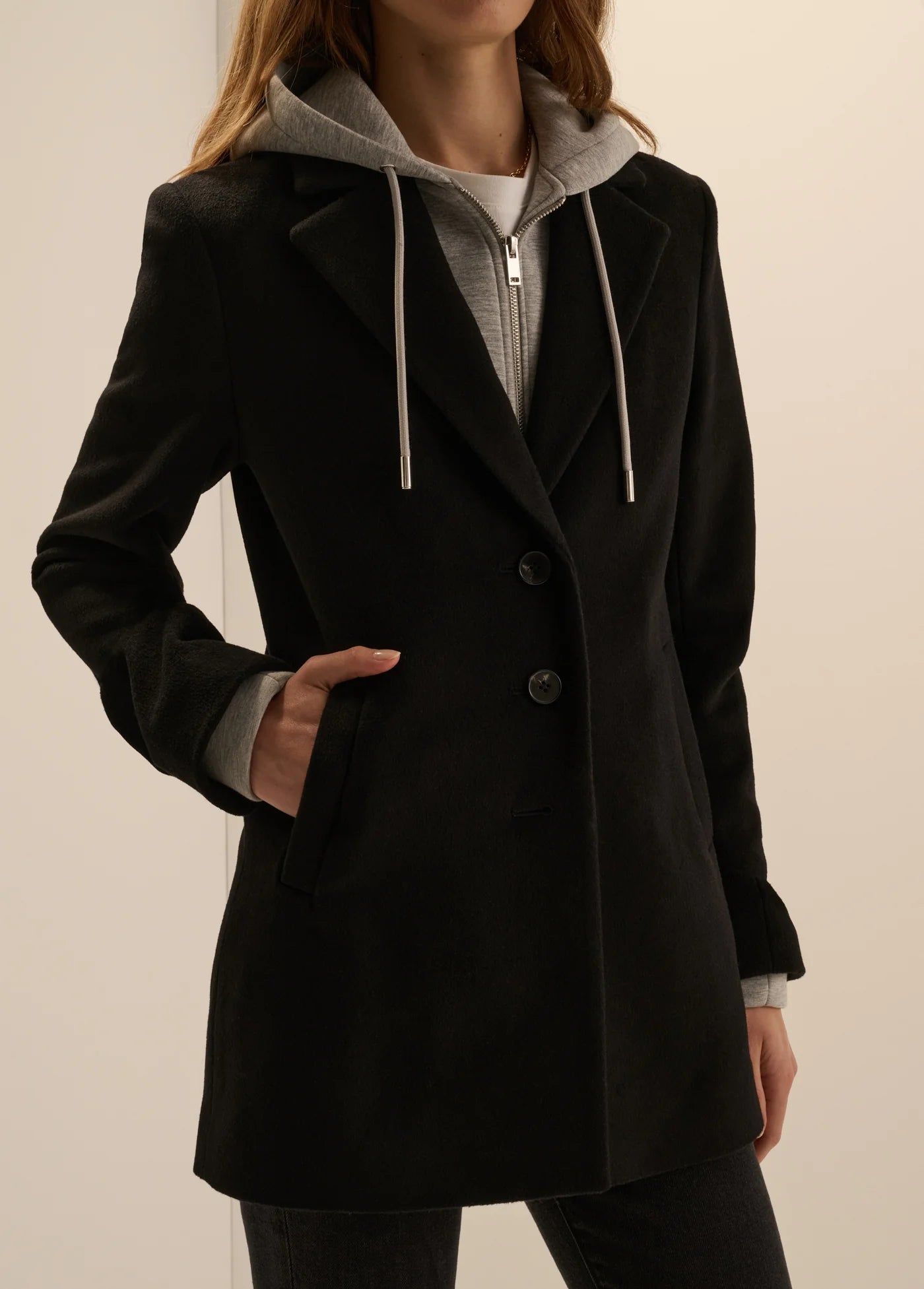 The Short Sport Coat - Black