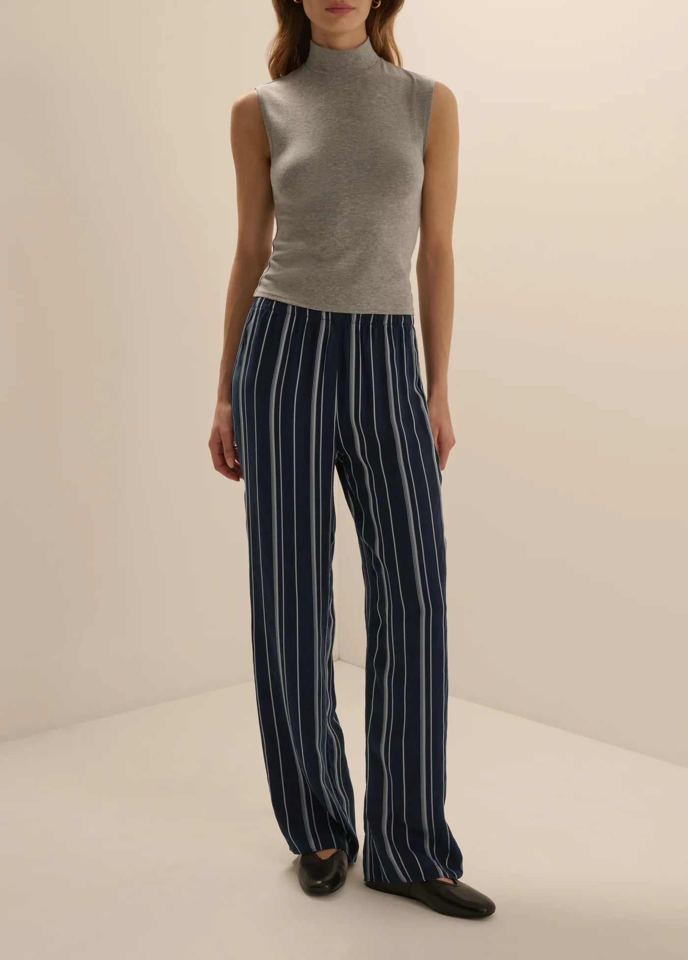 The Heritage Mockneck Top - Heather Grey