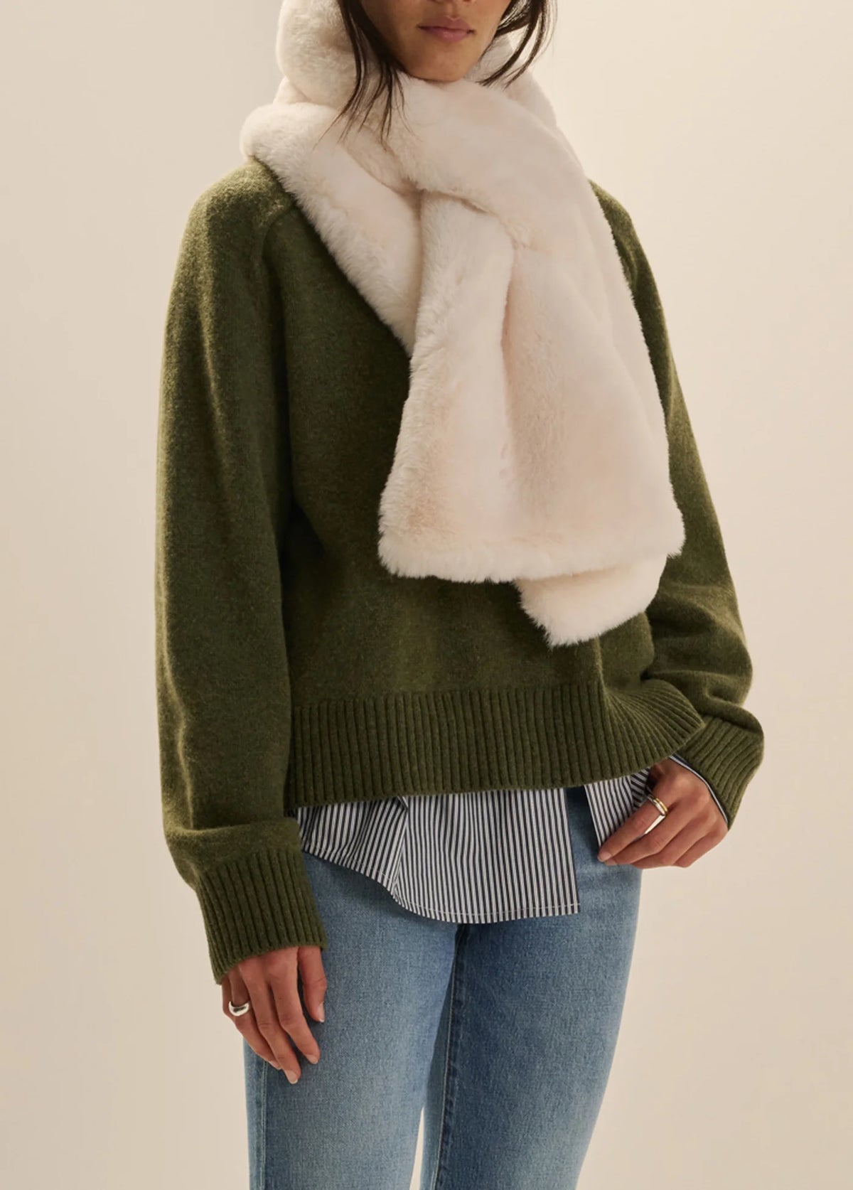 The Cozy Loop Scarf - Ivory