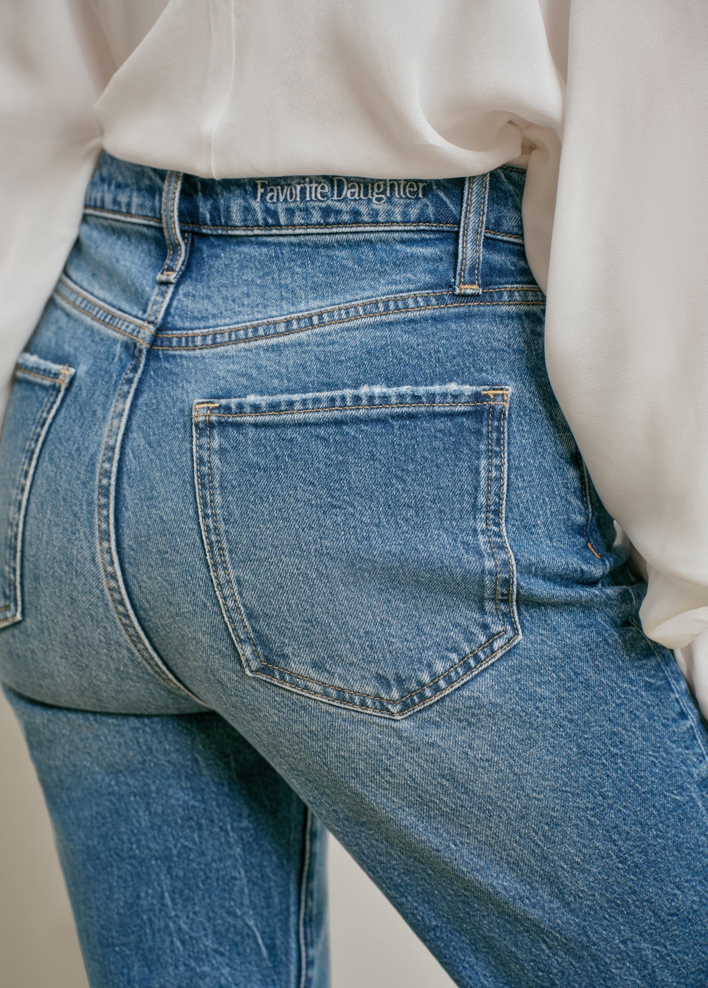 The Jen Mid Rise Slim Straight - Oslo