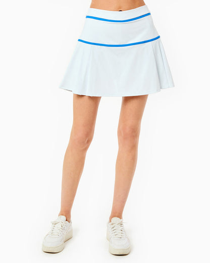 Smooth Sport 15.25in Volley Skort - Super White/Cerulean
