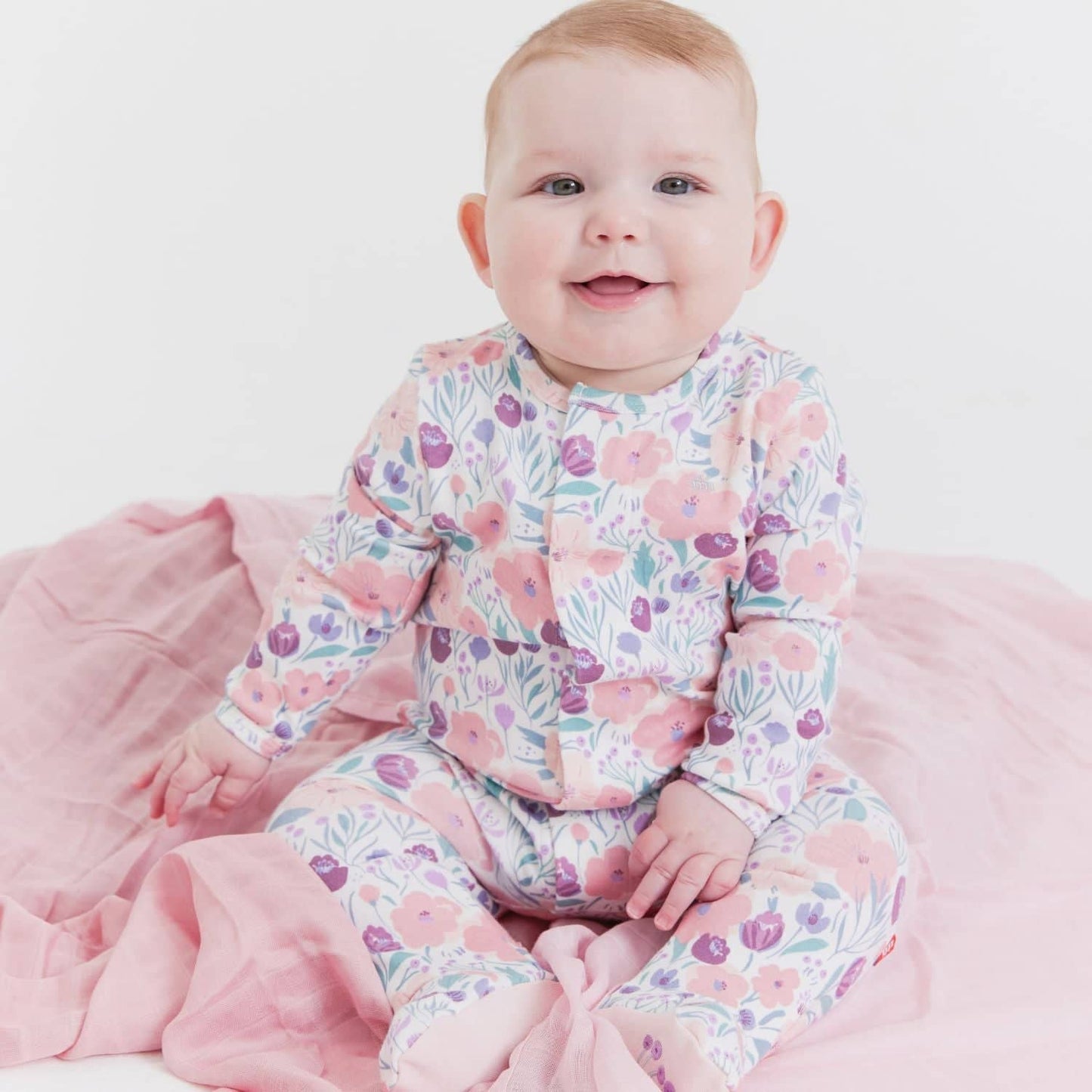 Whistledon Organic Cotton Magnetic Footie