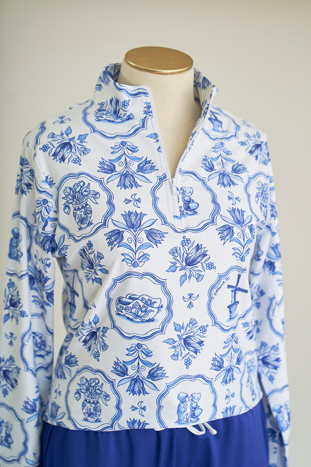 The Ava Quarter Zip - Delft Blue